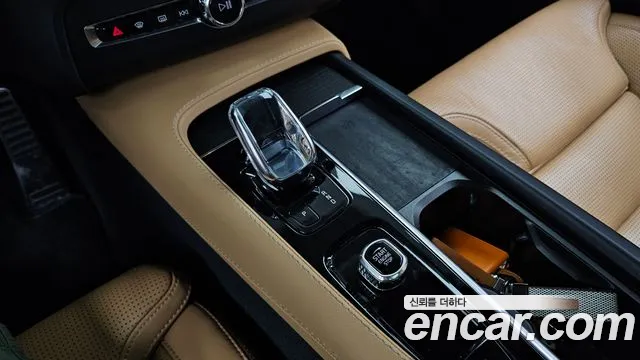 Volvo XC90 2022 thumb 5