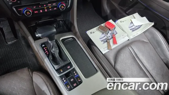 Kia Hybrid 2019 thumb 9