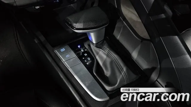 Hyundai Elantra 2022 thumb 12