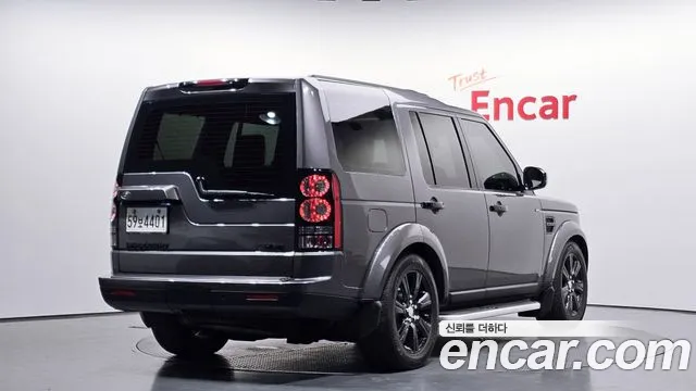 Land Rover Discovery 2014 thumb 6