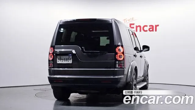 Land Rover Discovery 2014 thumb 3
