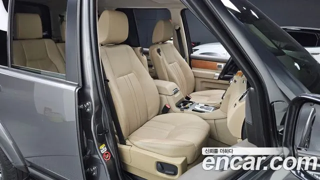 Land Rover Discovery 2014 thumb 8