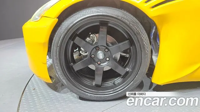 Nissan 350Z 2004 thumb 8