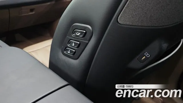 Kia EV9 2023 thumb 11
