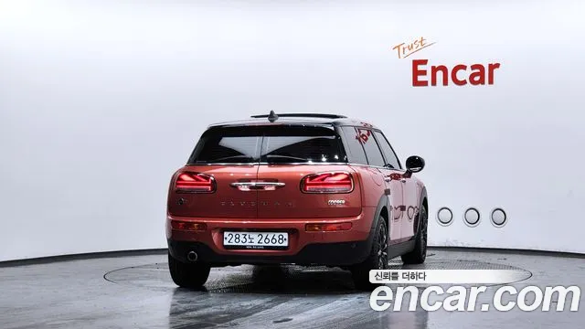 Mini Cooper Clubman 2020 thumb 11