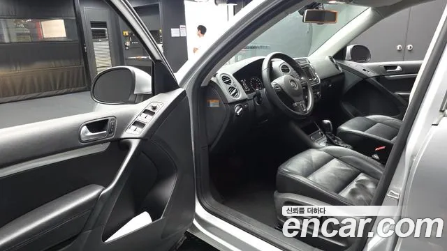 Volkswagen Tiguan 2013 thumb 7