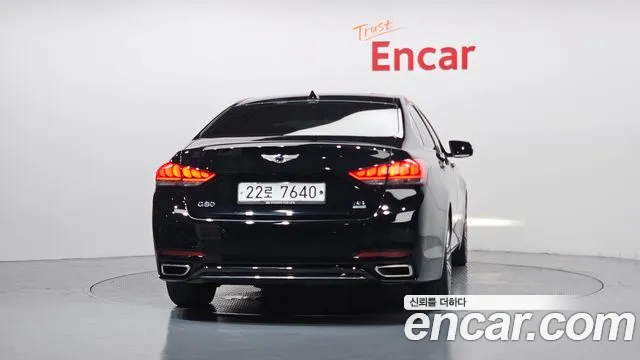 Genesis G80 2016 thumb 11
