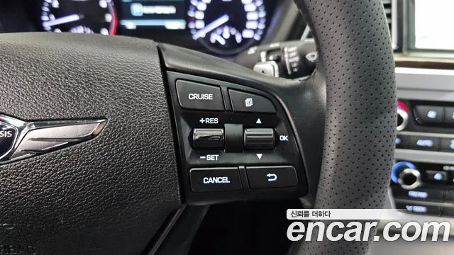 Genesis G80 2016 thumb 7