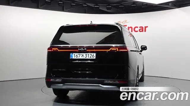 Kia Carnival 2021 thumb 8