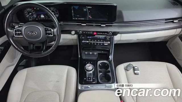 Kia Carnival 2021 thumb 4