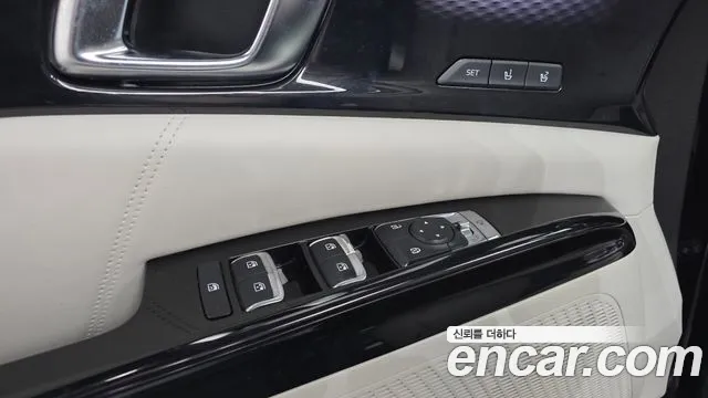 Kia Carnival 2021 thumb 6