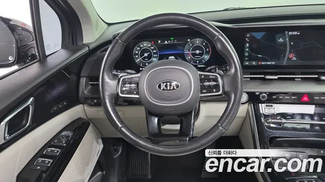 Kia Carnival 2021 thumb 7