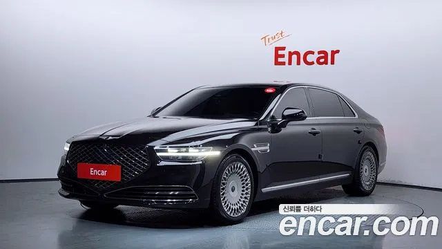 Genesis G90 2018 thumb 2