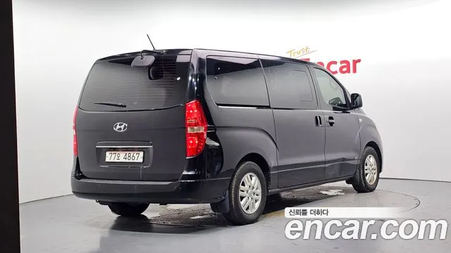 Hyundai Staria 2017 thumb 6