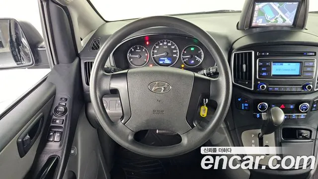 Hyundai Staria 2017 thumb 9