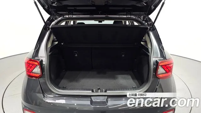 Hyundai Venue 2021 thumb 4