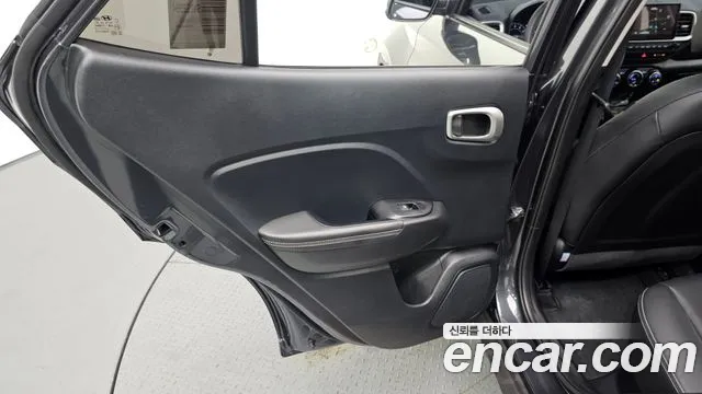 Hyundai Venue 2021 thumb 12