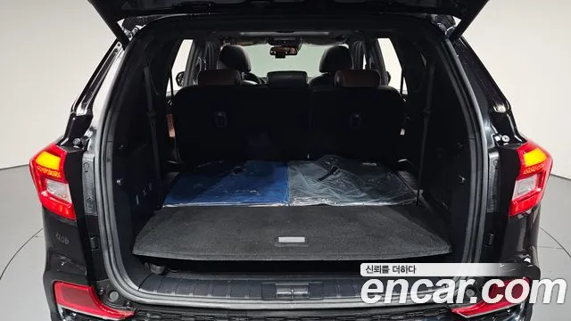 KGM Rexton 2019 thumb 8