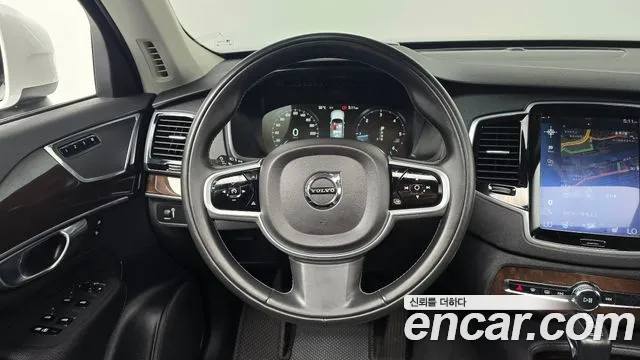 Volvo XC90 2018 thumb 7