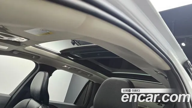 Volvo XC90 2018 thumb 12