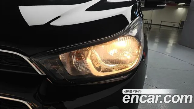 Chevrolet Spark 2017 thumb 7
