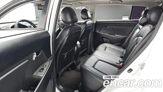 Kia R 2012 thumb 4