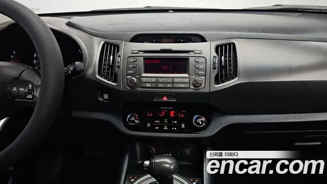 Kia R 2012 thumb 9