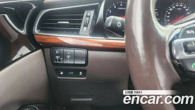 Kia K7 2016 thumb 4