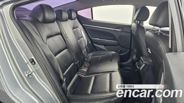 Hyundai Avante 2018 thumb 6