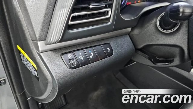Hyundai Avante 2018 thumb 10
