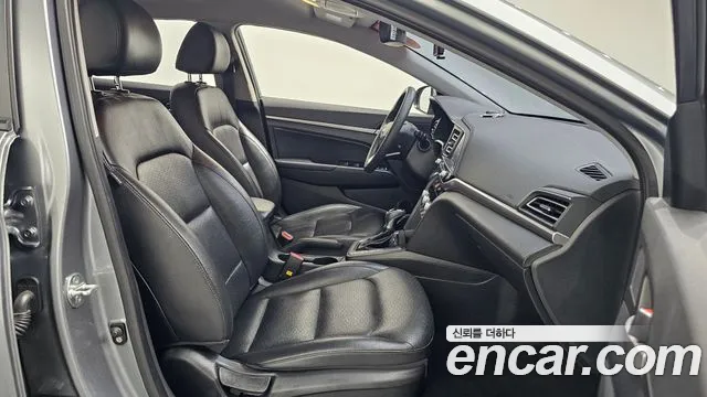 Hyundai Avante 2018 thumb 7