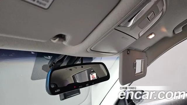 Kia Niro 2017 thumb 9