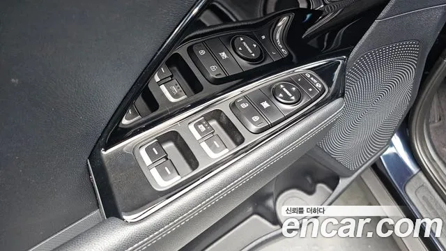 Kia Niro 2017 thumb 3
