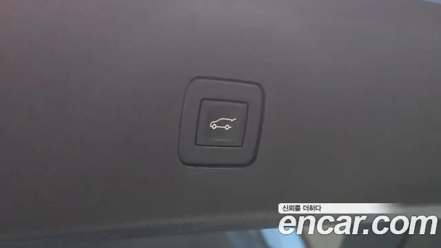 Chevrolet Tracker 2023 thumb 2