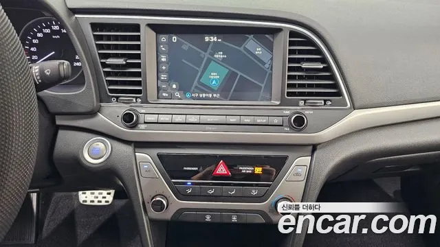 Hyundai AD 2017 thumb 11