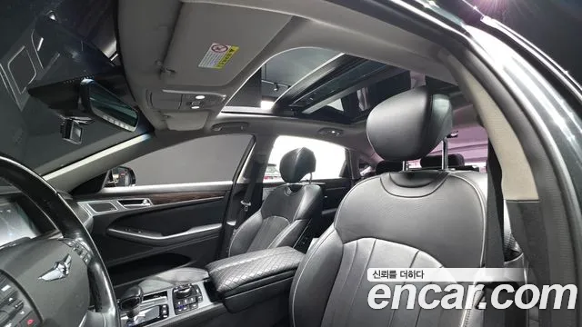 Genesis G80 2018 thumb 10