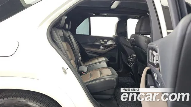 Mercedes-Benz E-Класс 2020 thumb 2