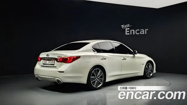Infiniti Q50 2017 thumb 6