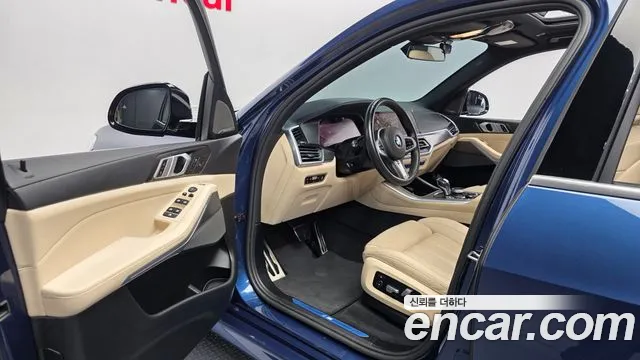 BMW X5 2021 thumb 10