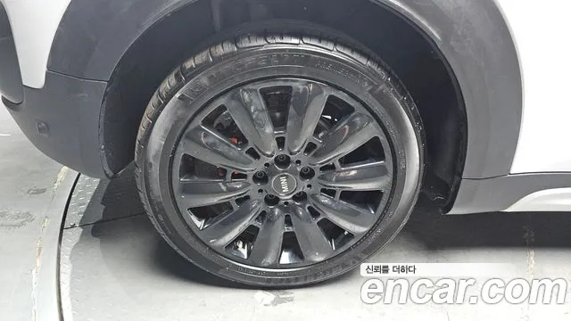 Mini Cooper 2020 thumb 2