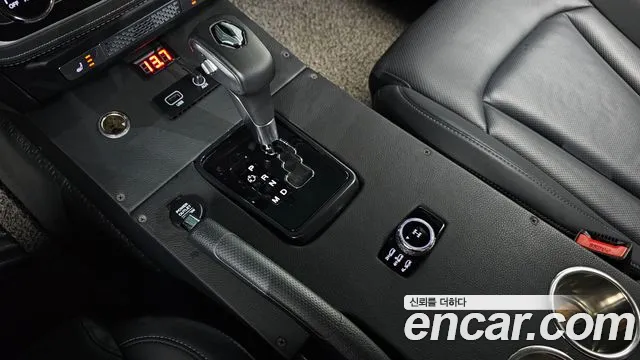KGM Rexton 2020 thumb 12