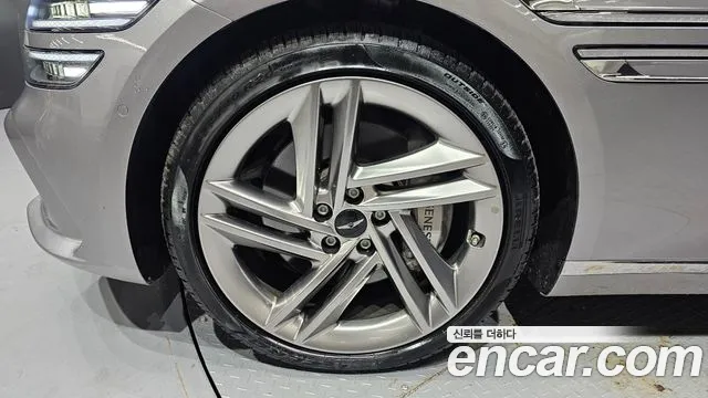 Genesis G80 2024 thumb 12