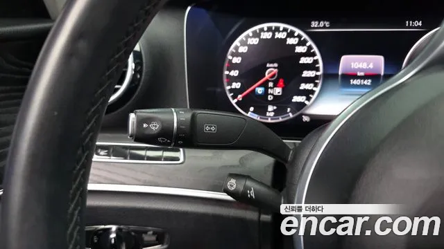 Mercedes-Benz E-Class 2019 thumb 2