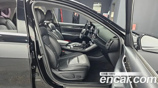 Hyundai Grandeur 2017 thumb 9