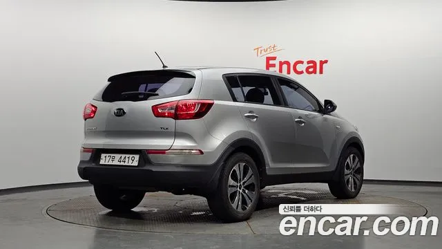 Kia R 2013 thumb 6