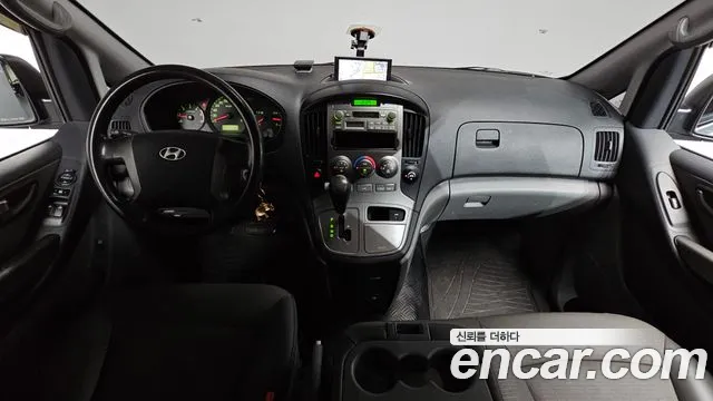 Hyundai Staria 2009 thumb 10