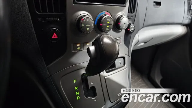 Hyundai Staria 2009 thumb 5