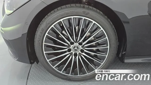 Mercedes-Benz CLE-Class 2025 thumb 12