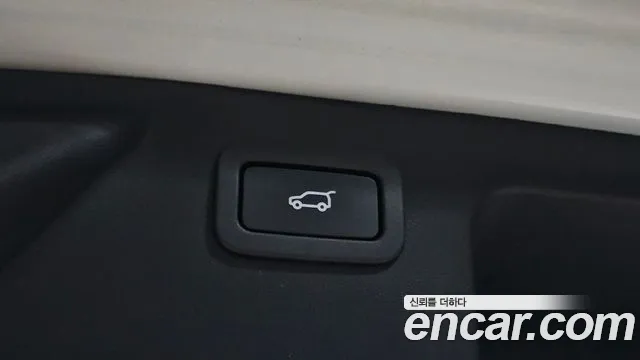 Land Rover Discovery Sport 2017 thumb 10
