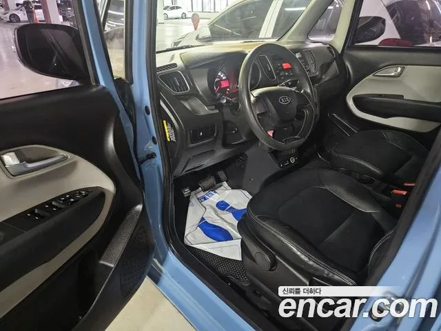 Kia Ray 2012 thumb 12